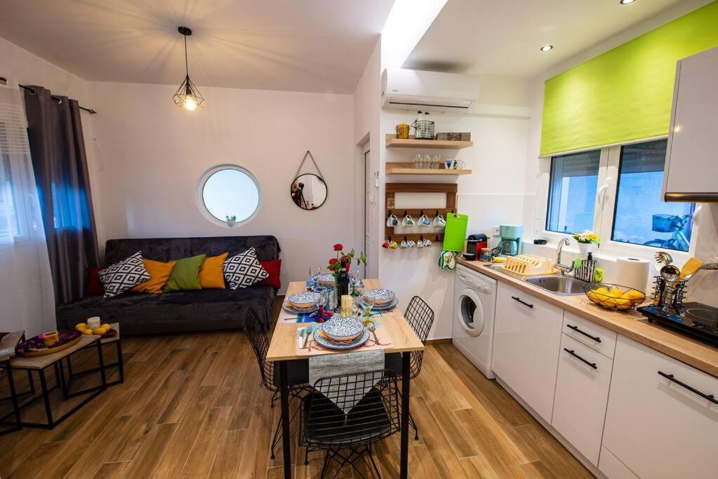 Lemon Garden Stylish Private Apartment Kalamata Zewnętrze zdjęcie