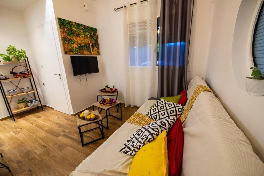 Lemon Garden Stylish Private Apartment Kalamata Zewnętrze zdjęcie